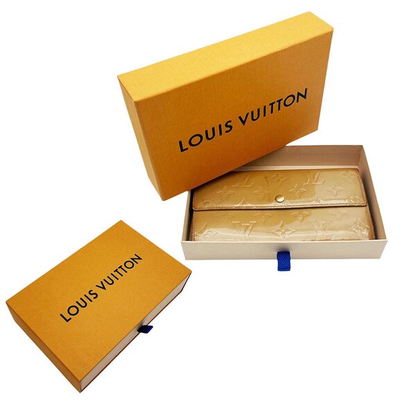 LOUIS VUITTON Monogram Long Wallet - Picture 1 of 14